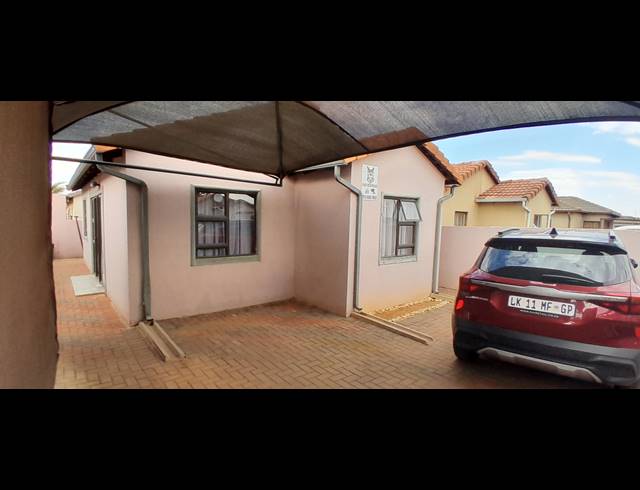 3 BEDROOM HOUSE FOR SALE IN WINDMILL PARK